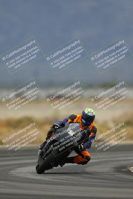 media/Nov-15-2025-Race Pace (Sat) [[8de605a2d8]]/Non Verified Riders (1st 20 Minutes)/Turn 4 (1010am)/